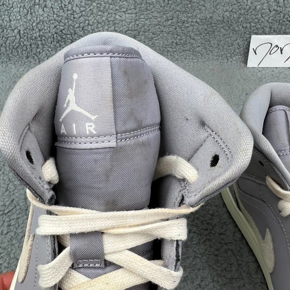 Jordan 1 Mid Mens 8 Shoes Atmosphere Grey Light Bone Pale Ivory Nike Air 2019 2 - Picture 11 of 11
